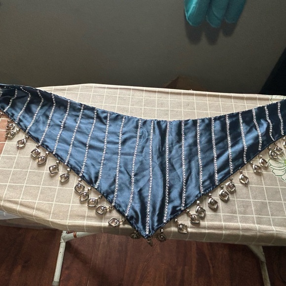 Gently Worn Women’s Large Blue and Silver Saidi dress with Hip Scarf - Picture 7 of 9